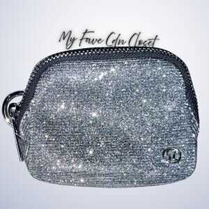 NEW** Lululemon Shimmering Glitter Graphite Silver Everywhere Nano Belt Bag